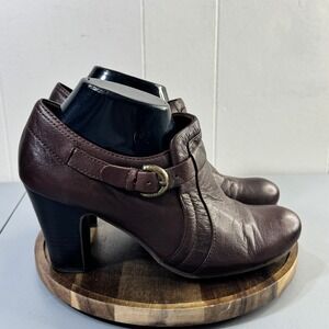 BareTraps Womens Glamour Brown Leather Ankle Boots Side Zip Buckle Heel 8.5M